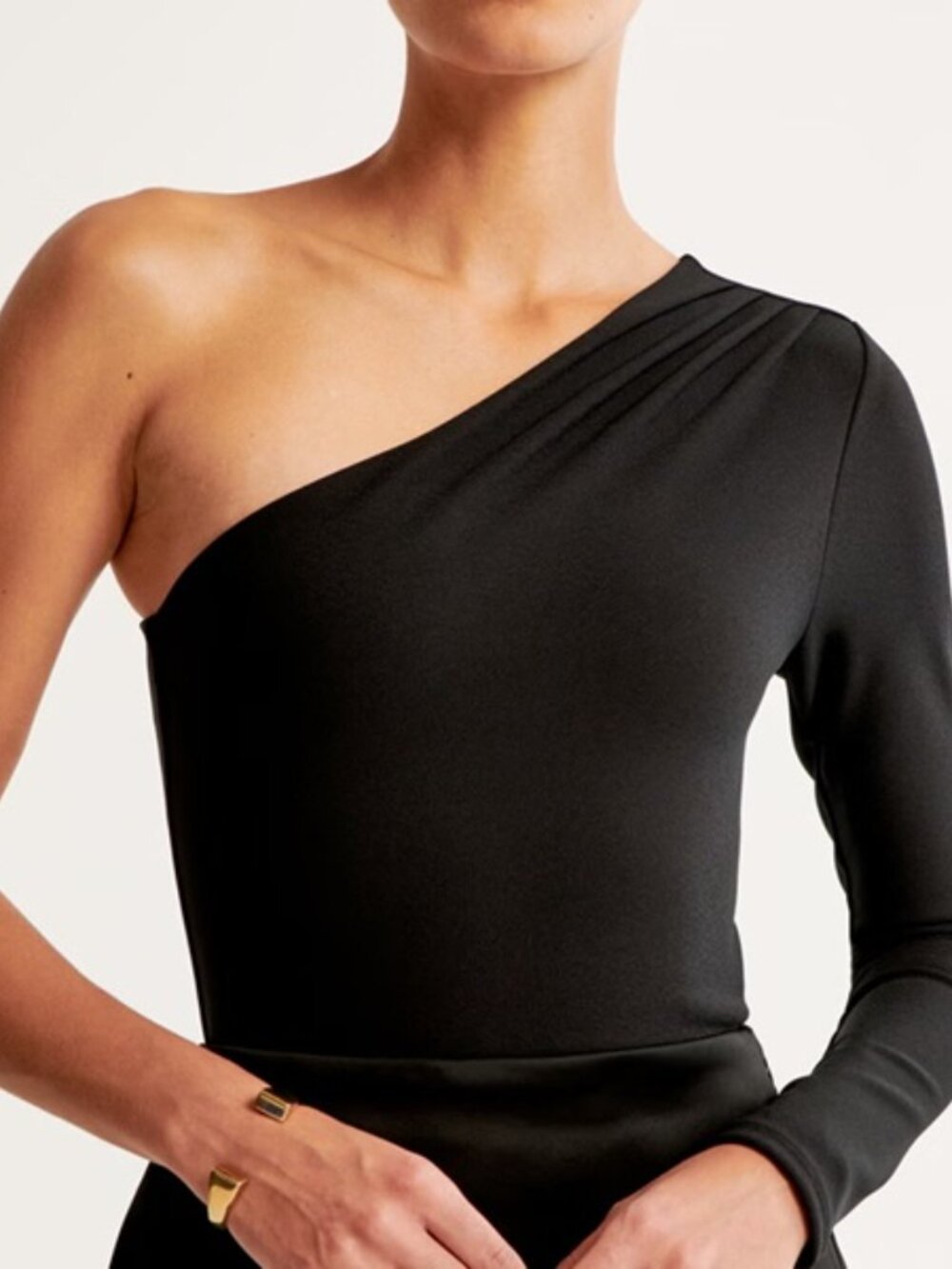 NWT Abercrombie & Fitch Black Long Sleeve Asymmetrical One-Shoulder Bodysuit S